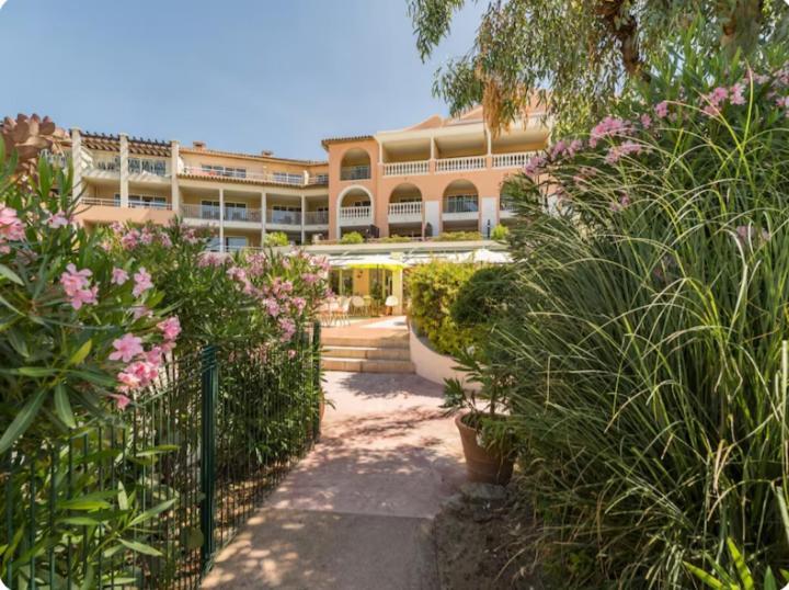 Residence Pierre & Vacances Premium Les Calanques Des Issambres Les Issambres Bagian luar foto